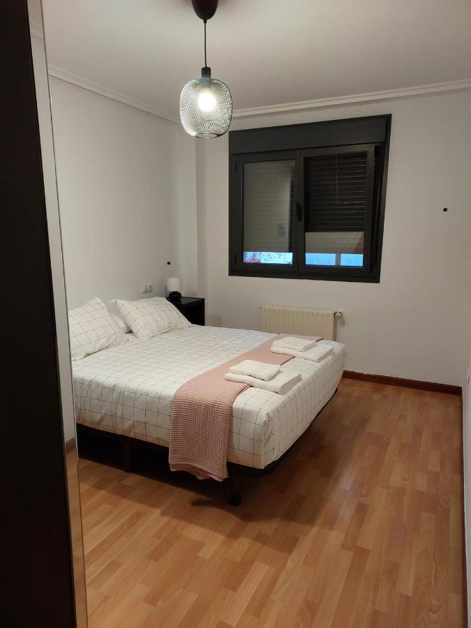 145A Apartamento Moderno Dos Habitaciones Gijon Bagian luar foto